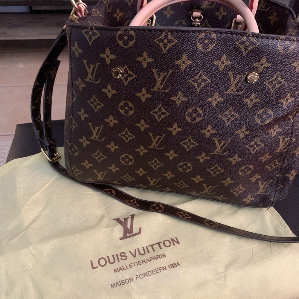Handbag
